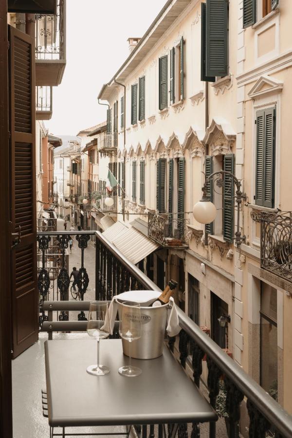 Caffe Delle Rose Les Chambres Verbania Bagian luar foto