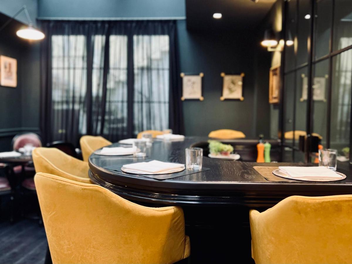Caffe Delle Rose Les Chambres Verbania Bagian luar foto